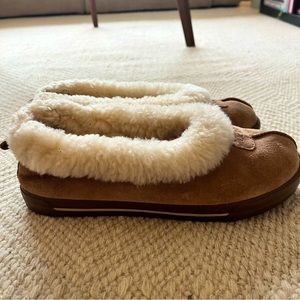 UGG Women’s Rylan Slippers - Size 9